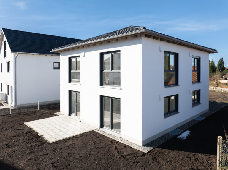 Hochwertiges Neubau-Einfamilienhaus mit Keller in begehrter Wohnlage