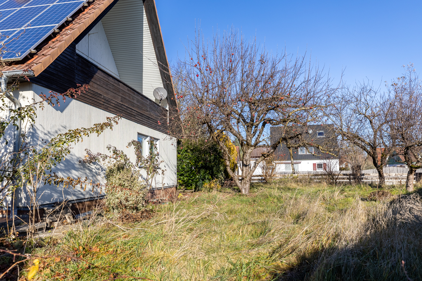 Handwerker-Projekt zur Renovierung (OKAL-Fertighaus mit PV-Anlage)