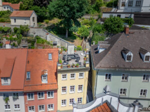 Ein zauberhaftes Altstadthaus mit Laden, 2 W/E und Dachterrasse