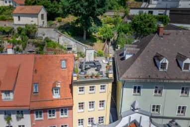 Ein zauberhaftes Altstadthaus mit Laden, 2 W/E und Dachterrasse
