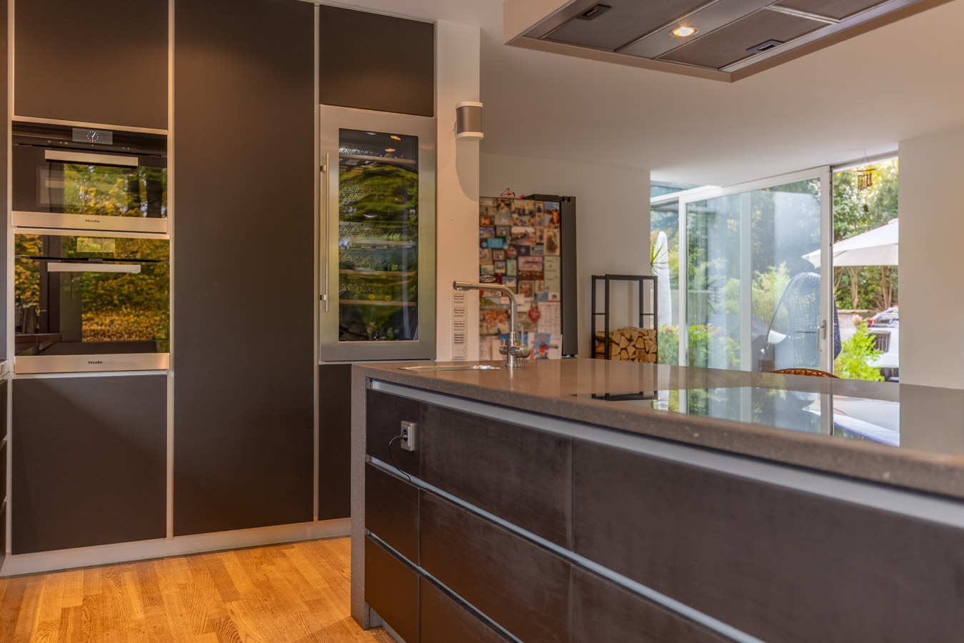 Mein Koch und Essbereich verbunden Durch Designküche..