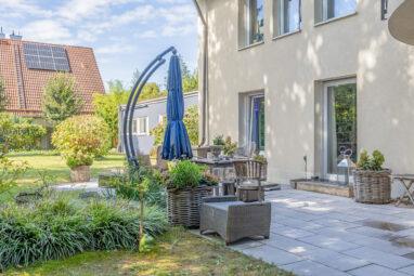 Viel Raum, viele Möglichkeiten – großzügiges Wohn- und Geschäftshaus mit Garten, Terrasse und Balkon