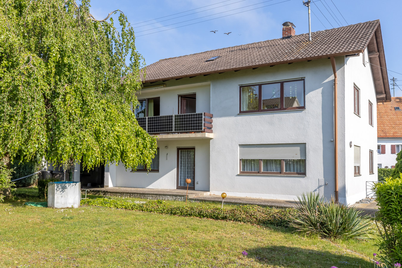 Attraktives 2-Familienhaus mit 177 m² Wohnfläche und großem Garten