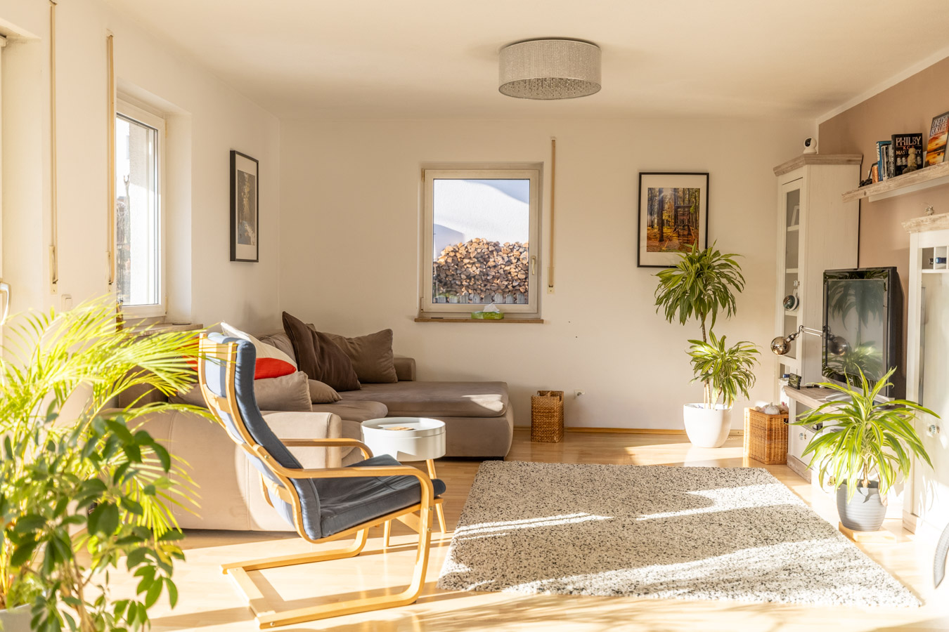 Stilvolles Einfamilienhaus mit traumhaftem Ausblick - Doppelgarage & Vollunterkellerung