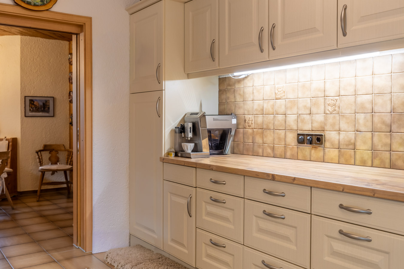 Großzügiges Wohnhaus mit Garten - Wintergarten & PV – ruhig gelegenes Raumwunder