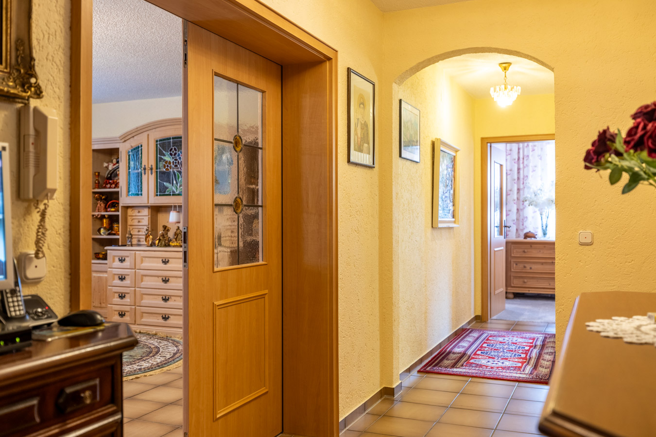 Großzügiges Wohnhaus mit Garten - Wintergarten & PV – ruhig gelegenes Raumwunder