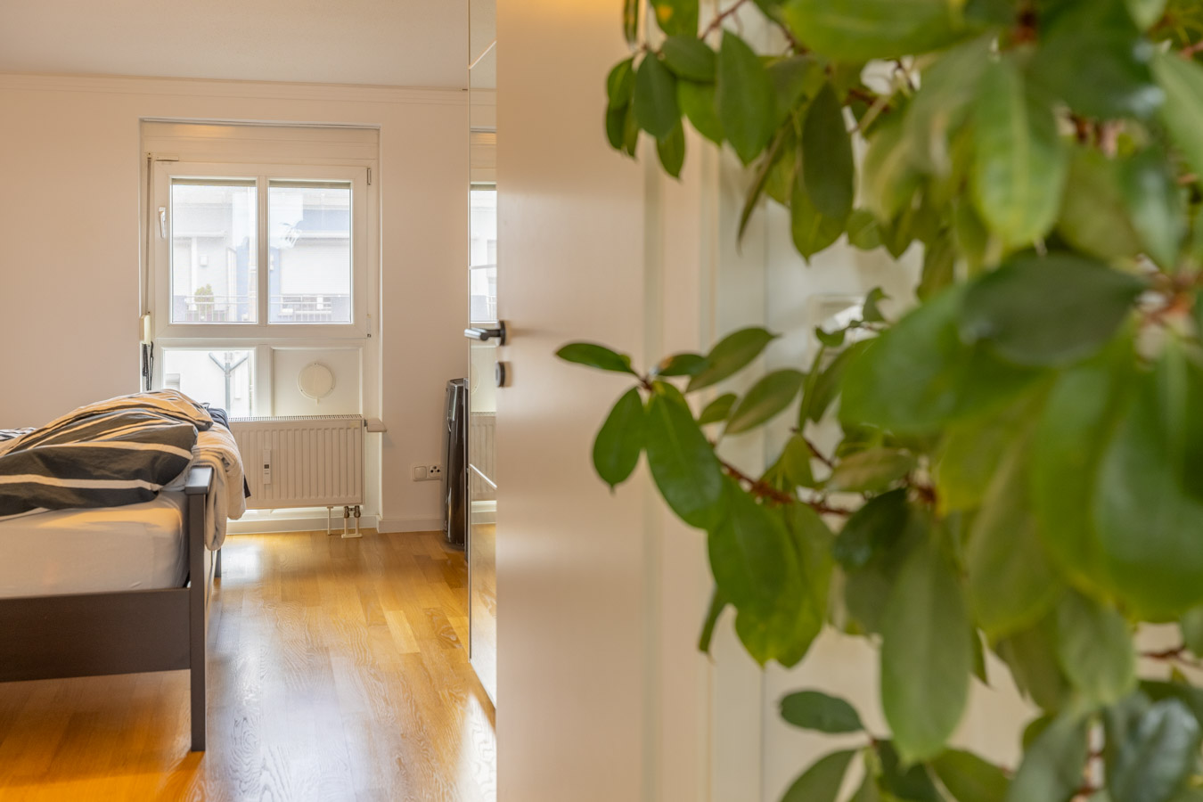 Sonne - Ruhe - Zuhause - Stilvolle Dachgeschosswohnung mit großer Südterrasse
