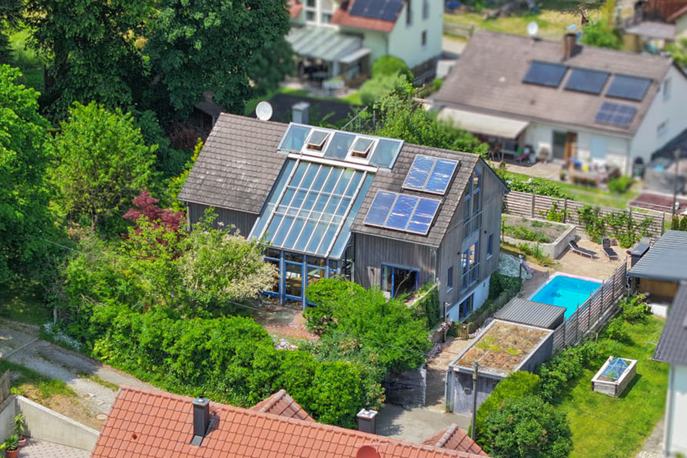 Offen. Hell. Besonders. – Designhaus mit Wow-Effekt und Rückzugsqualität