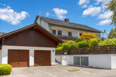 Gepflegtes 5-Familienhaus auf großzügigem Grundstück