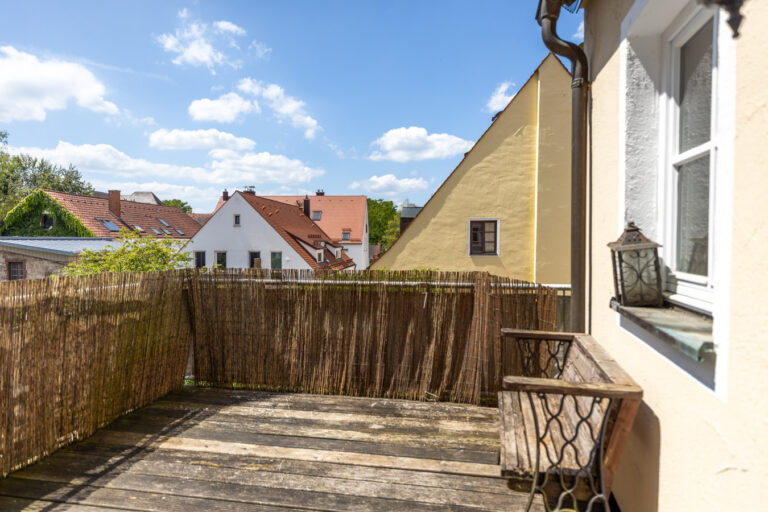 Zauberhafte Maisonette-Wohnung im Herzen von Landsberg mit Westdachterrasse