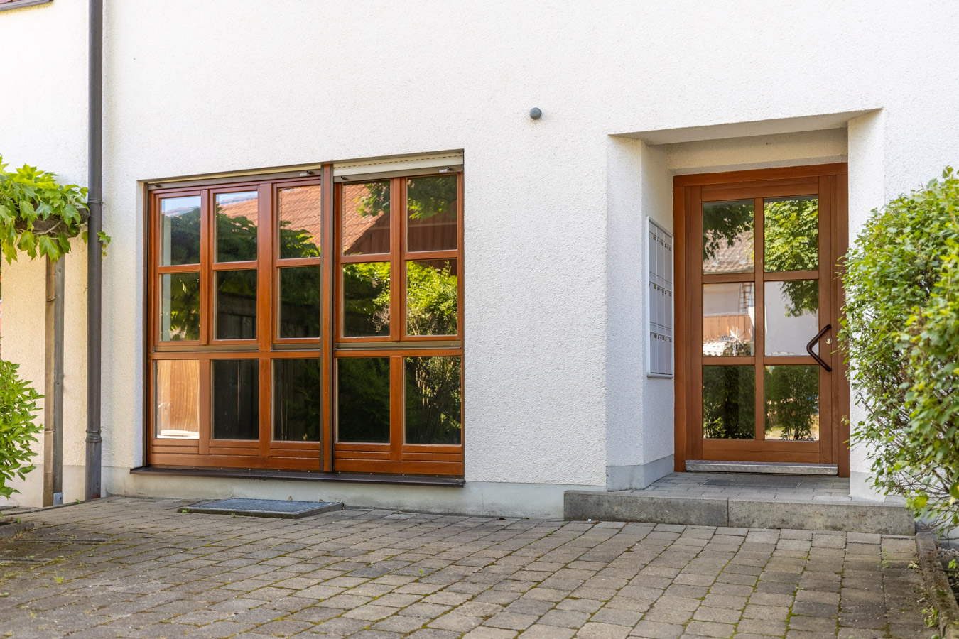 Charmante Kleingewerbeeinheit mit Garten und Keller